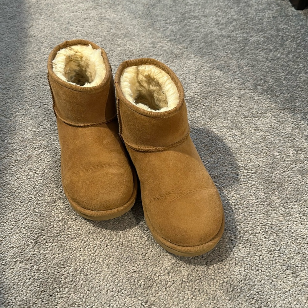 Ugg - kids classic mini II water resistant sterling boot